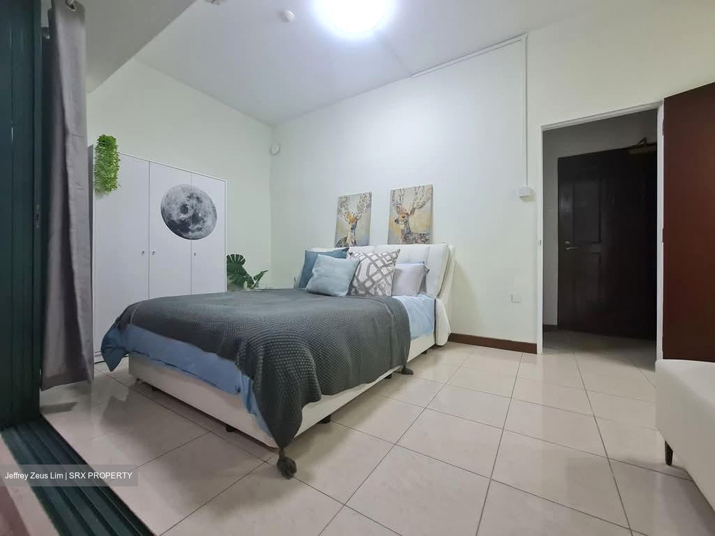 Dmanor (D16), Terrace #577097541